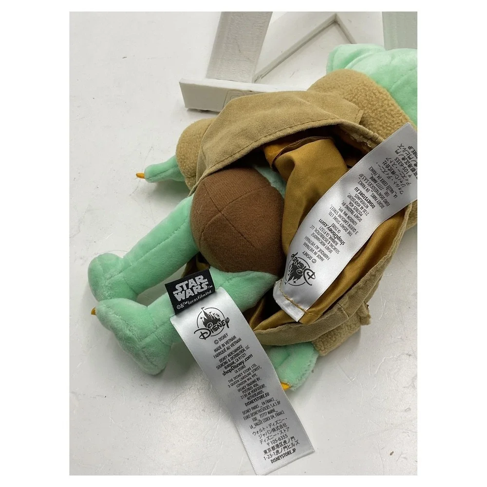 Disney Store Star Wars Grogu The Child Mandalorian 11
